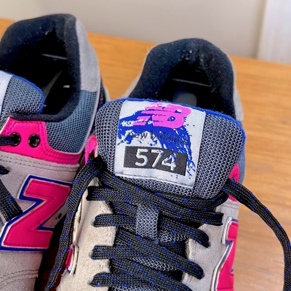 New Balance 574 90’s Outdoor Collection Women’s Sneaker - Picture 11 of 16